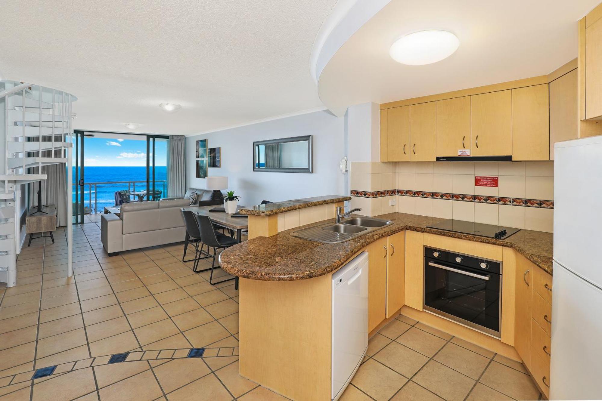 Grand Palais Boolarong Beachside Apartments Alexandra Headland Exterior foto